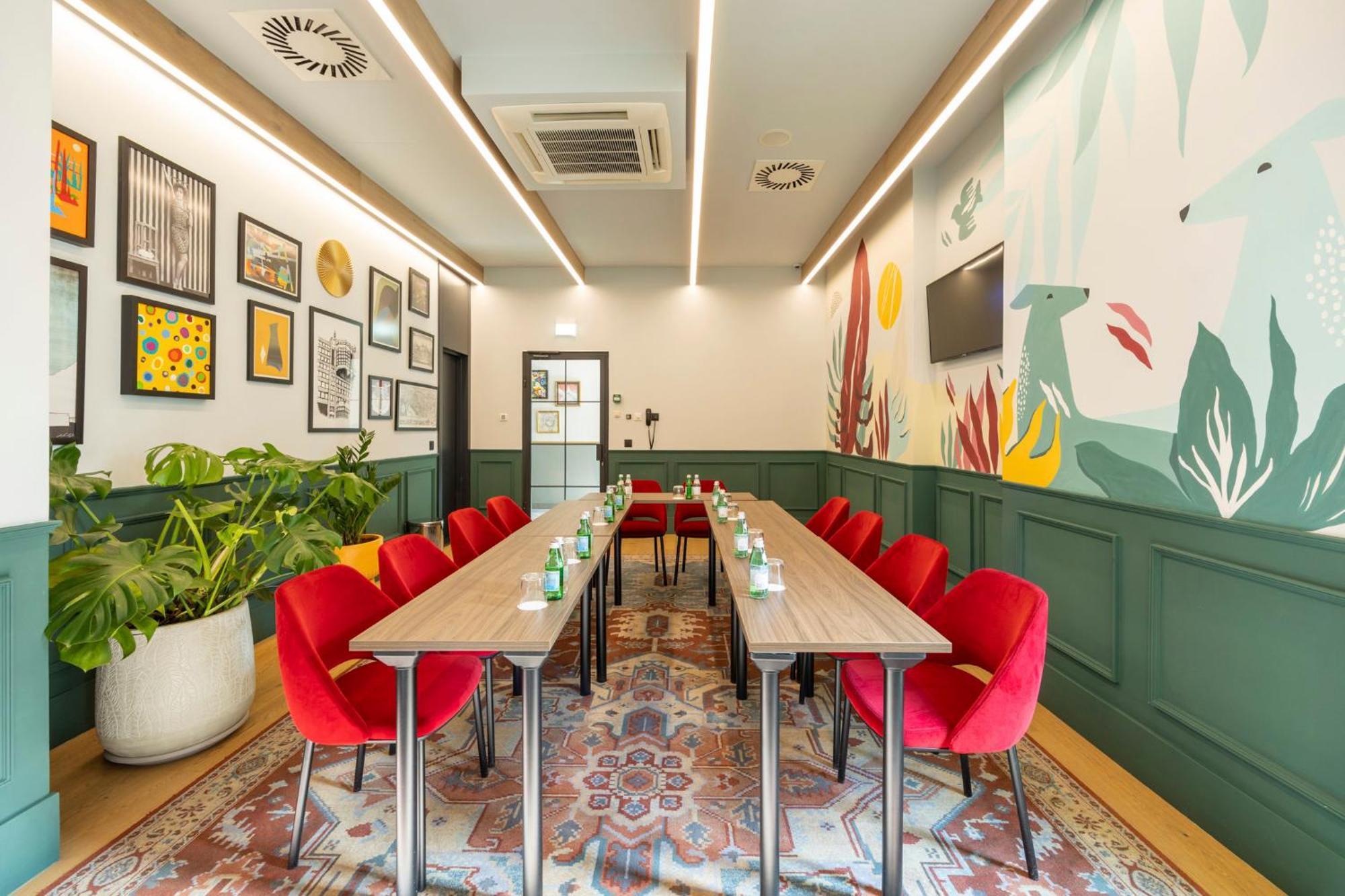 Hotel Indigo Belgrade, an IHG Hotel Buitenkant foto