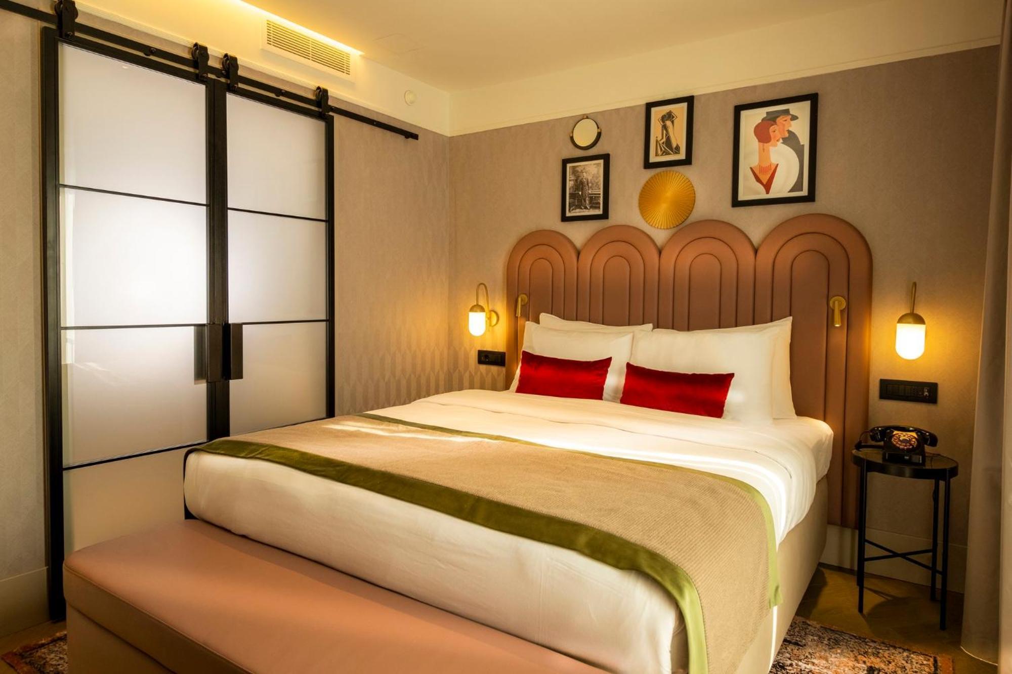 Hotel Indigo Belgrade, an IHG Hotel Buitenkant foto